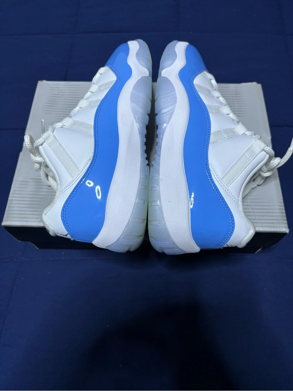 Jordan 11 Retro Low UNC 2026 Size 9